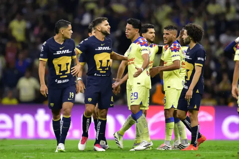 América – Pumas: Cristian Borja’s Injury Raises Concerns for Playoff Chances