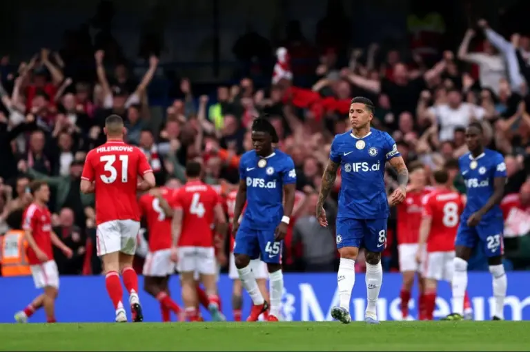 Chelsea’s Defeat Signals Woes in Premier League