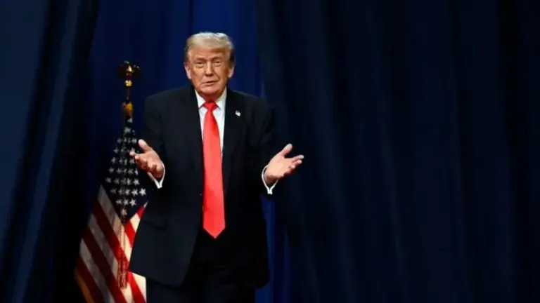 Trump comments on Hakeem Jeffries